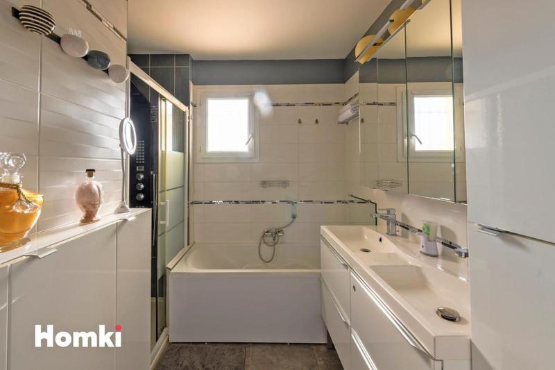 Maison - 141 m² - 5 pièces