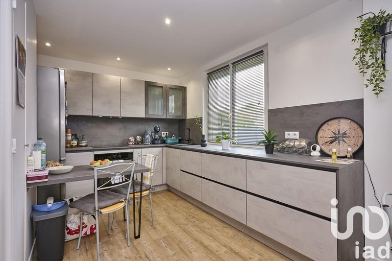 Appartement - 97 m² - 5 pièces