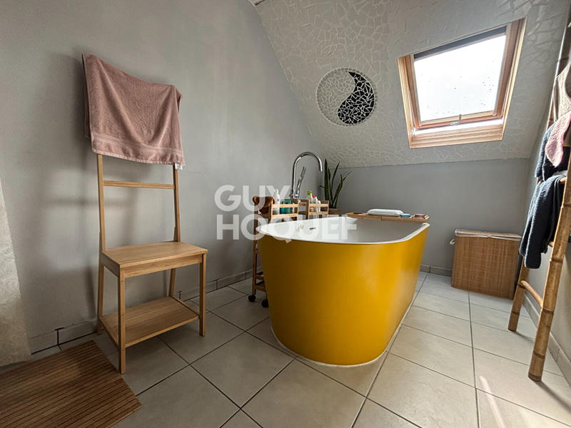 Maison - 84 m² - 5 pièces