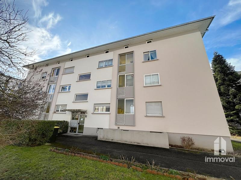 Appartement - 85 m² - 5 pièces