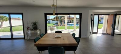 Villa - 234 m² - 6 pièces