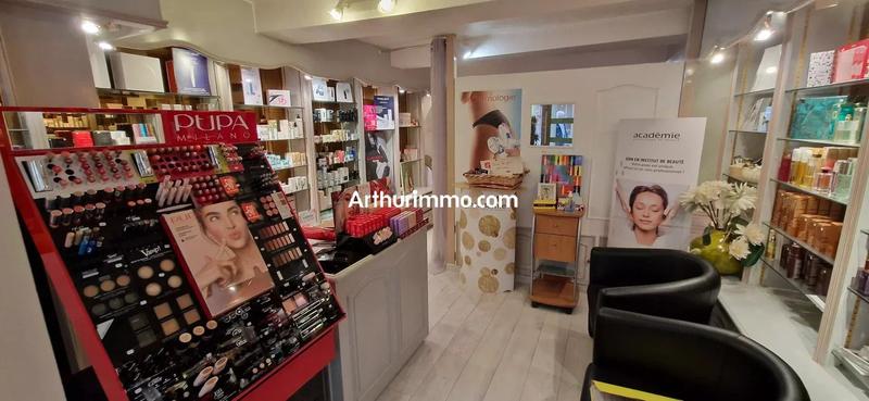 Magasins - 60 m² - 3 pièces