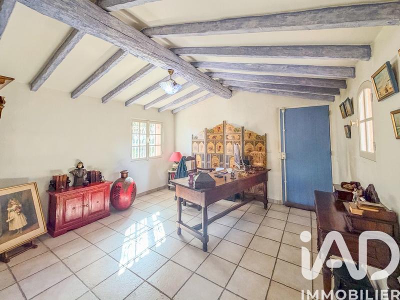 Maison - 233 m² - 8 pièces