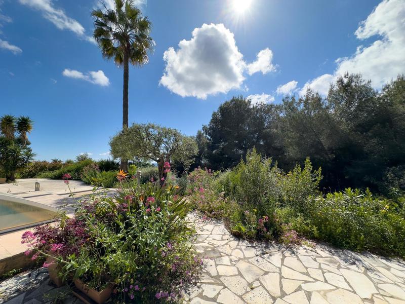 Villa - 195 m² - 6 pièces