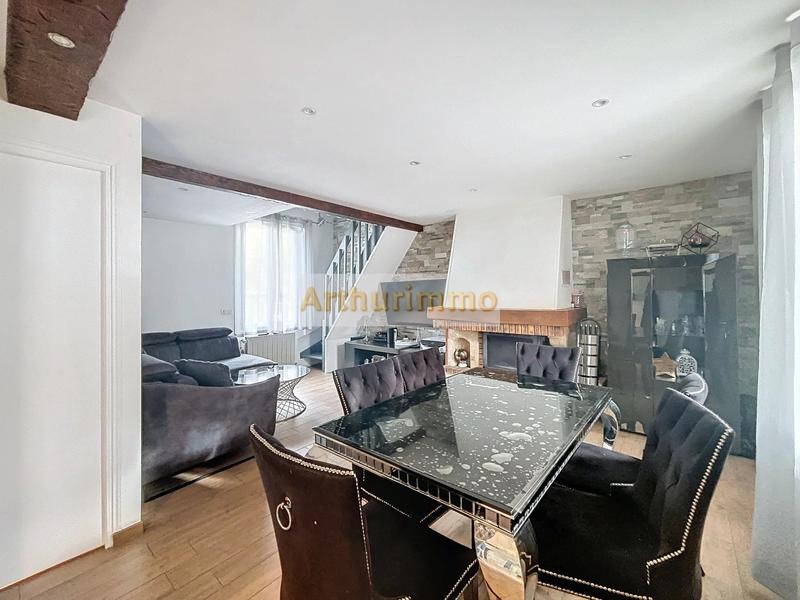 Maison - 104 m² - 6 pièces