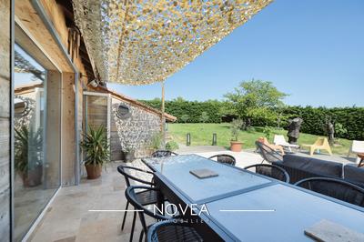 Maison ancienne - 245 m² - 8 pièces