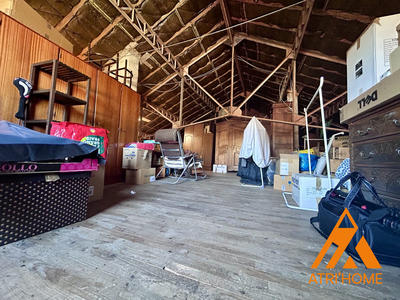 Appartement - 90 m² - 1 pièce