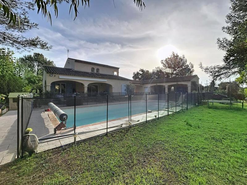 Maison - 168 m² - 5 pièces