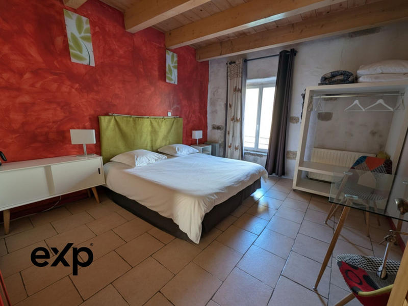 Maison ancienne - 290 m² - 8 pièces