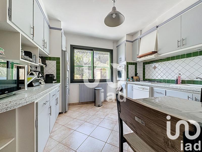 Maison - 224 m² - 7 pièces