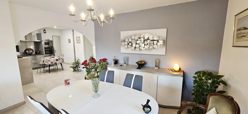 Maison - 97 m² - 5 pièces