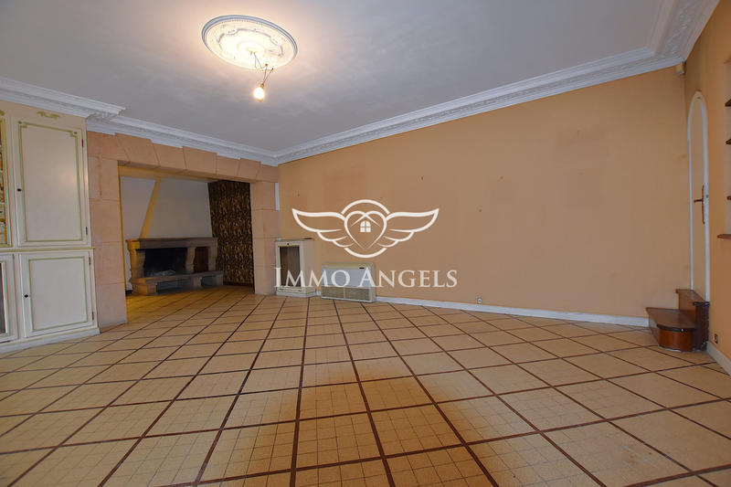 Maison ancienne - 206 m² - 7 pièces