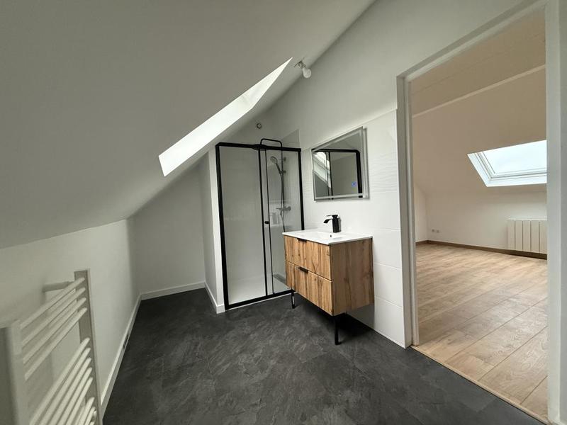 Pavillon - 153 m² - 8 pièces