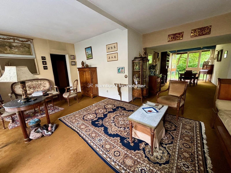 Appartement - 129 m² - 7 pièces