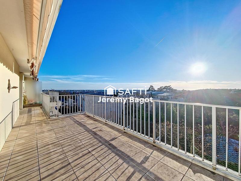 Duplex - 145 m² - 6 pièces