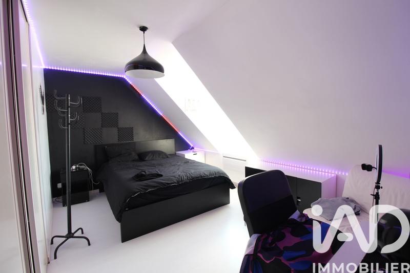 Maison - 111 m² - 6 pièces