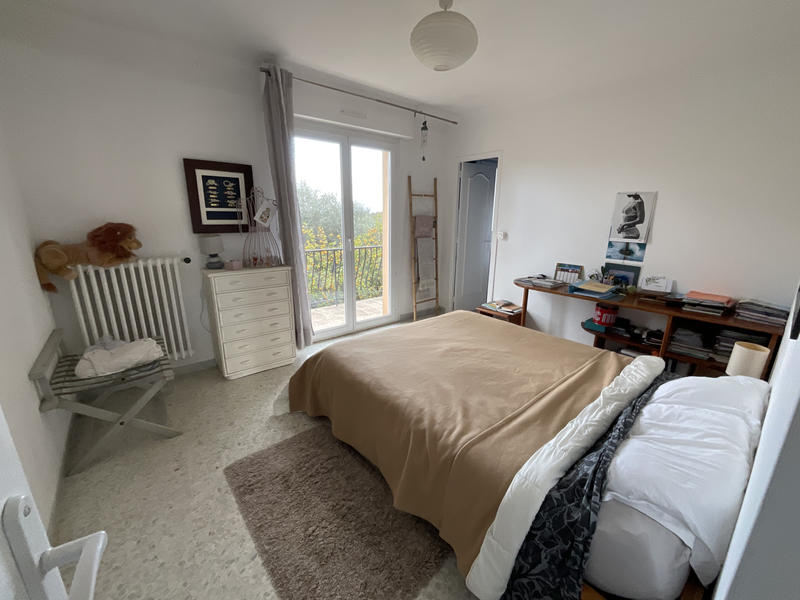 Villa - 300 m² - 11 pièces