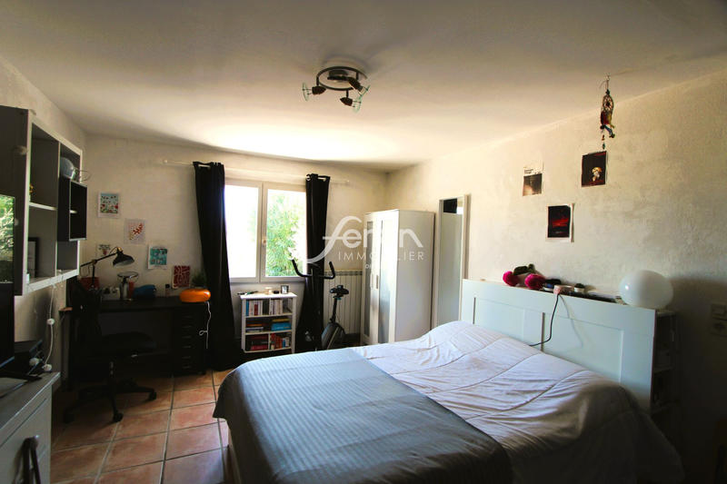 Maison - 206 m² - 6 pièces