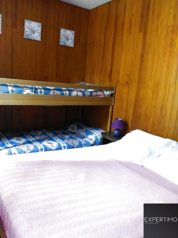 Maison - 335 m² - 15 pièces