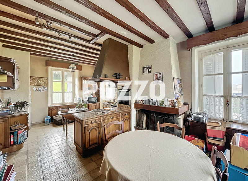 Maison bourgeoise - 147 m² - 6 pièces