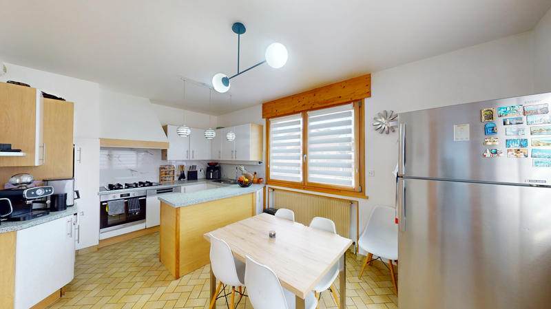 Appartement - 88 m² - 4 pièces