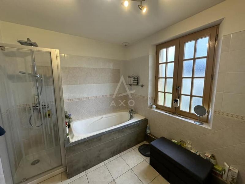 Maison - 154 m² - 5 pièces