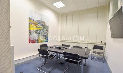 Bureau - 151 m²