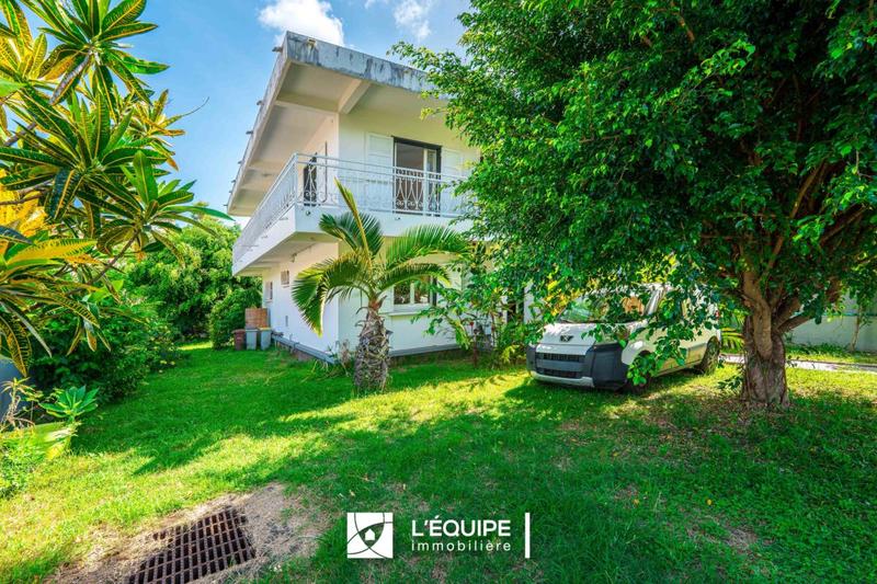 Maison - 185 m² - 7 pièces