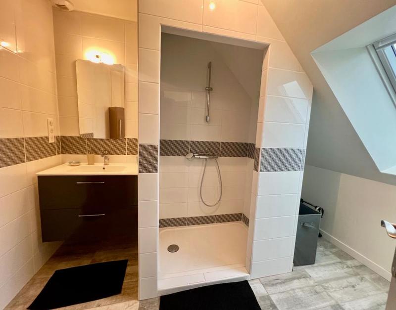 Maison - 85 m² - 5 pièces