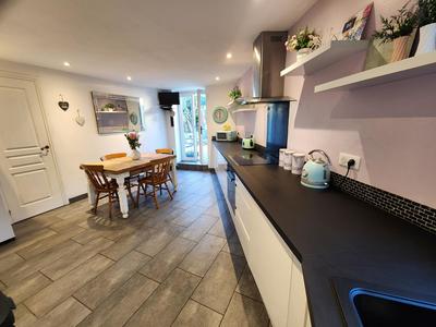 Maison - 80 m² - 5 pièces