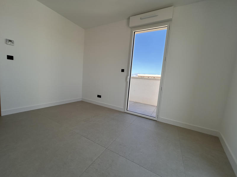 Appartement - 97 m² - 5 pièces