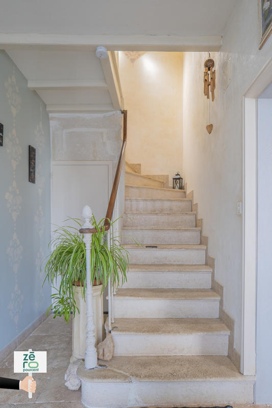 Maison - 219 m² - 6 pièces