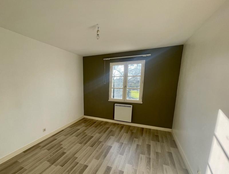 Maison - 202 m² - 9 pièces