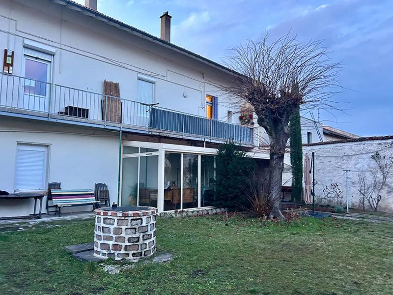 Appartement - 105 m² - 5 pièces