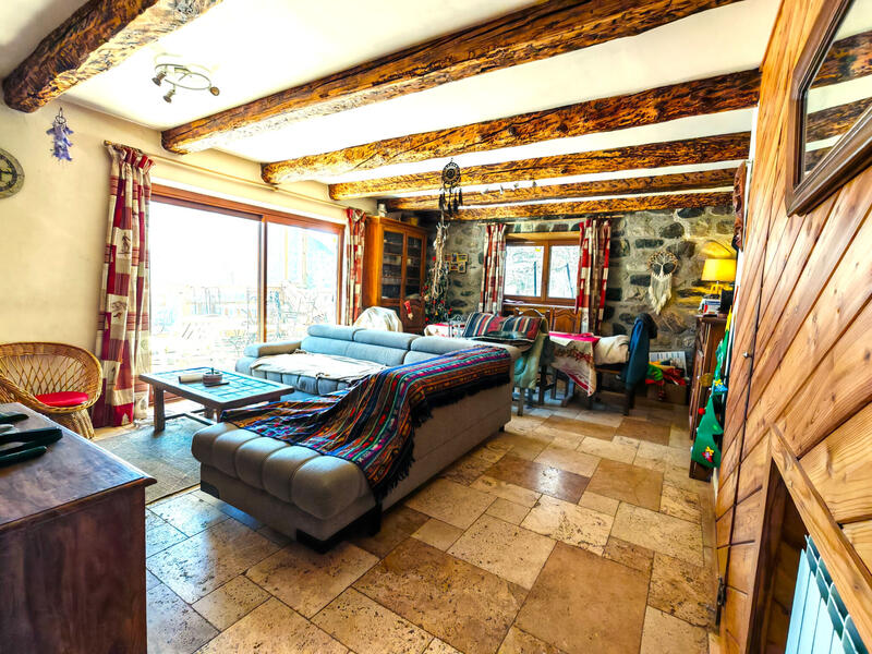 Maison - 105 m² - 4 pièces