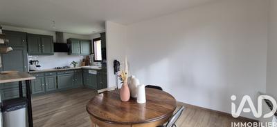 Maison - 86 m² - 4 pièces