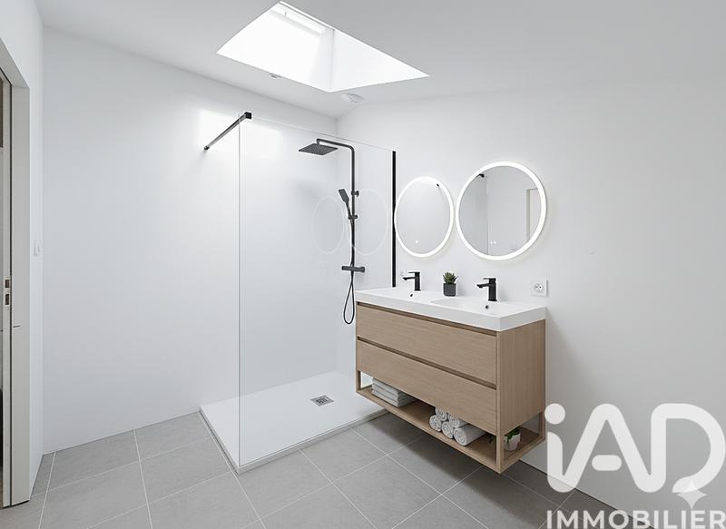 Maison - 186 m² - 5 pièces