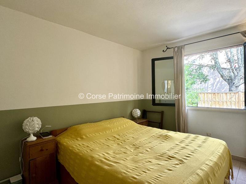 Maison - 300 m² - 11 pièces