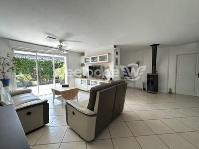 Maison - 184 m² - 7 pièces