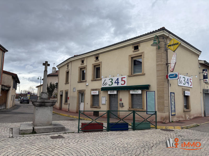 Maison - 321 m² - 8 pièces