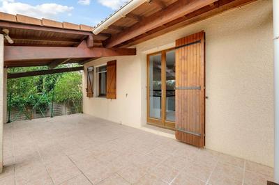Maison traditionnelle - 144 m² - 5 pièces
