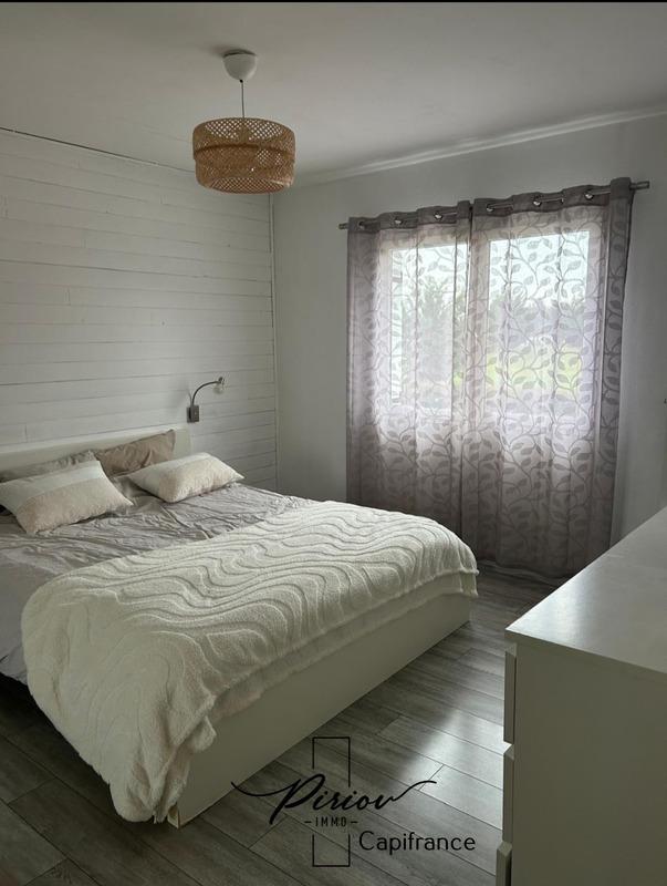 Pavillon - 110 m² - 6 pièces