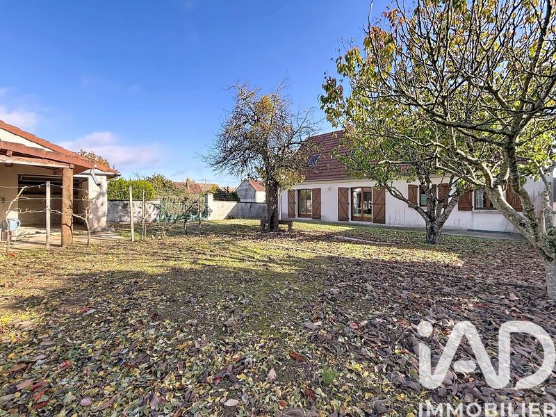 Maison - 185 m² - 7 pièces