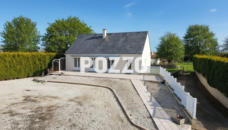 Maison - 99 m² - 5 pièces