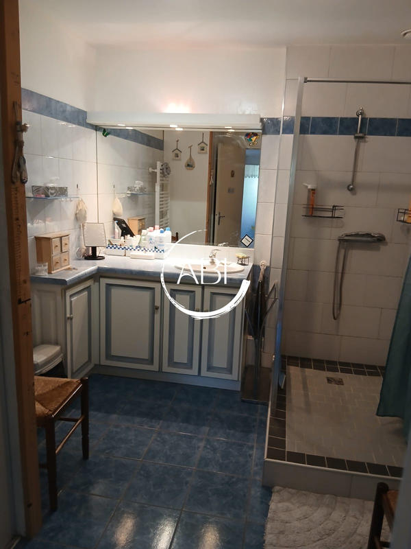 Local d'activités - 290 m² - 3 pièces