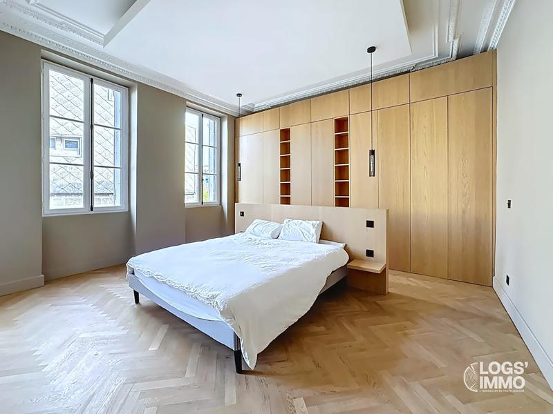 Appartement - 143 m² - 3 pièces