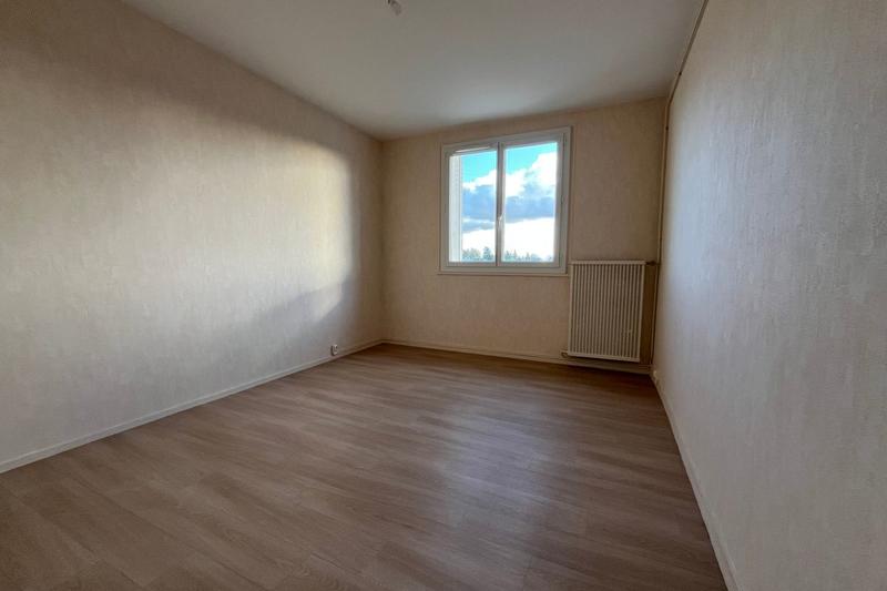 Appartement - 92 m² - 5 pièces