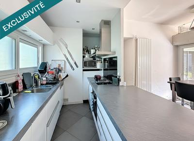 Maison - 95 m² - 5 pièces