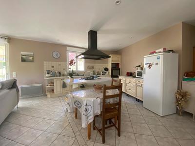 Maison - 111 m² - 4 pièces