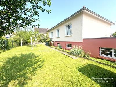 Maison de ville - 123 m² - 7 pièces